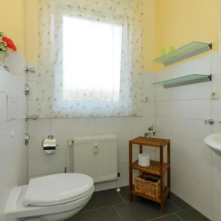 Lust Auf Urlaub West Strandnah Terrasse Parkplatz