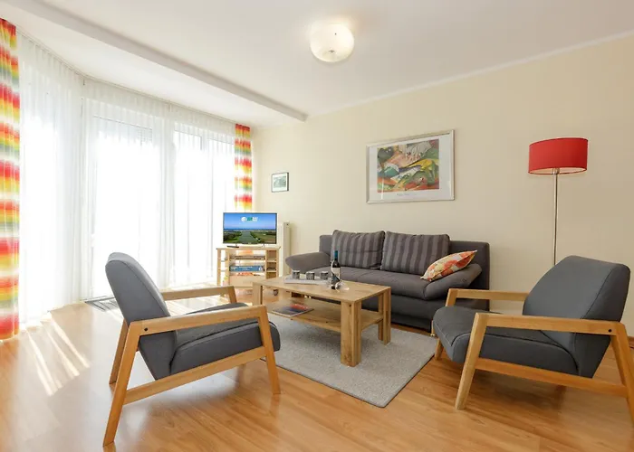Lust Auf Urlaub West Strandnah Terrasse Parkplatz